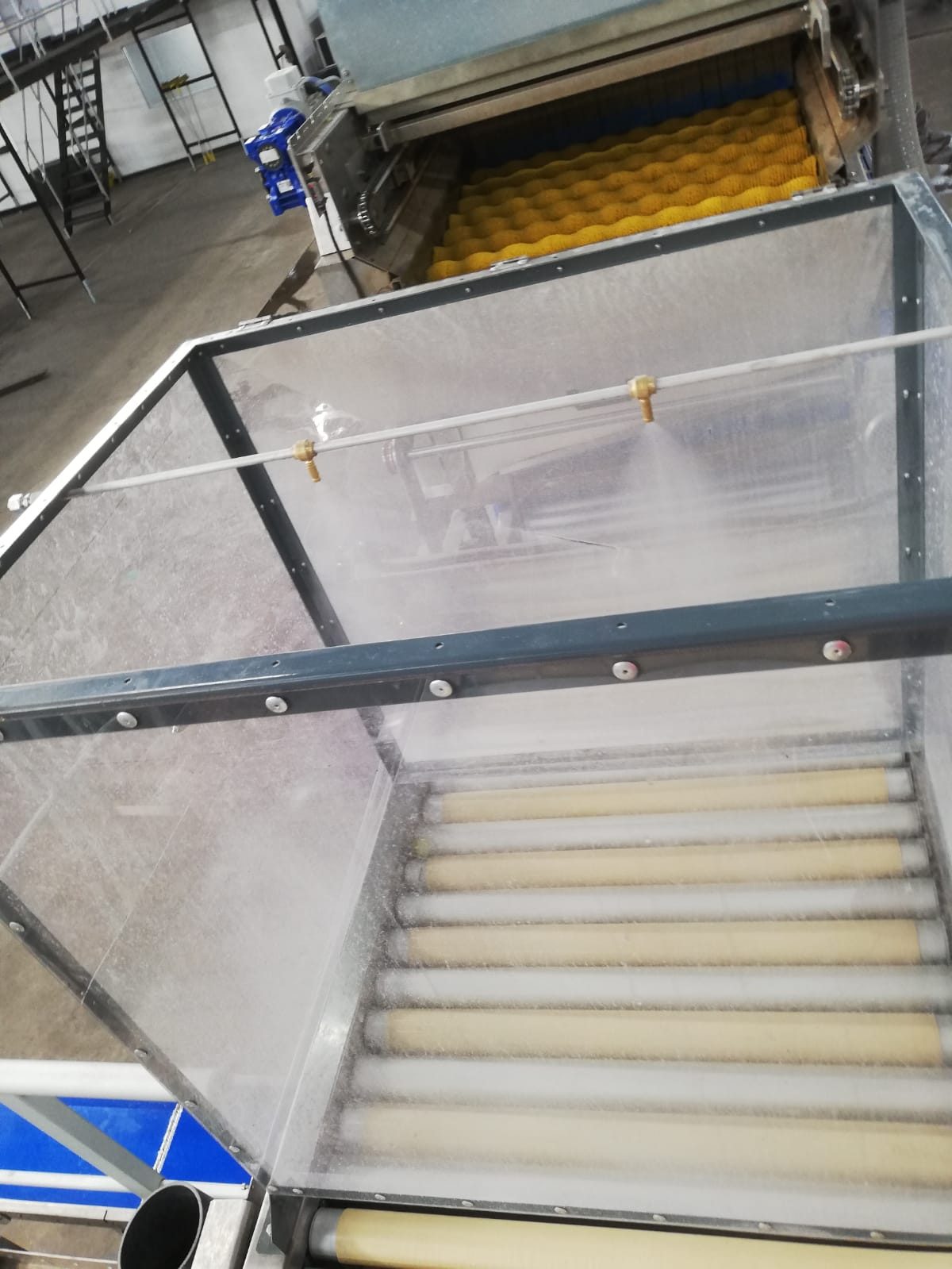 Packhouse Conveyor Misting